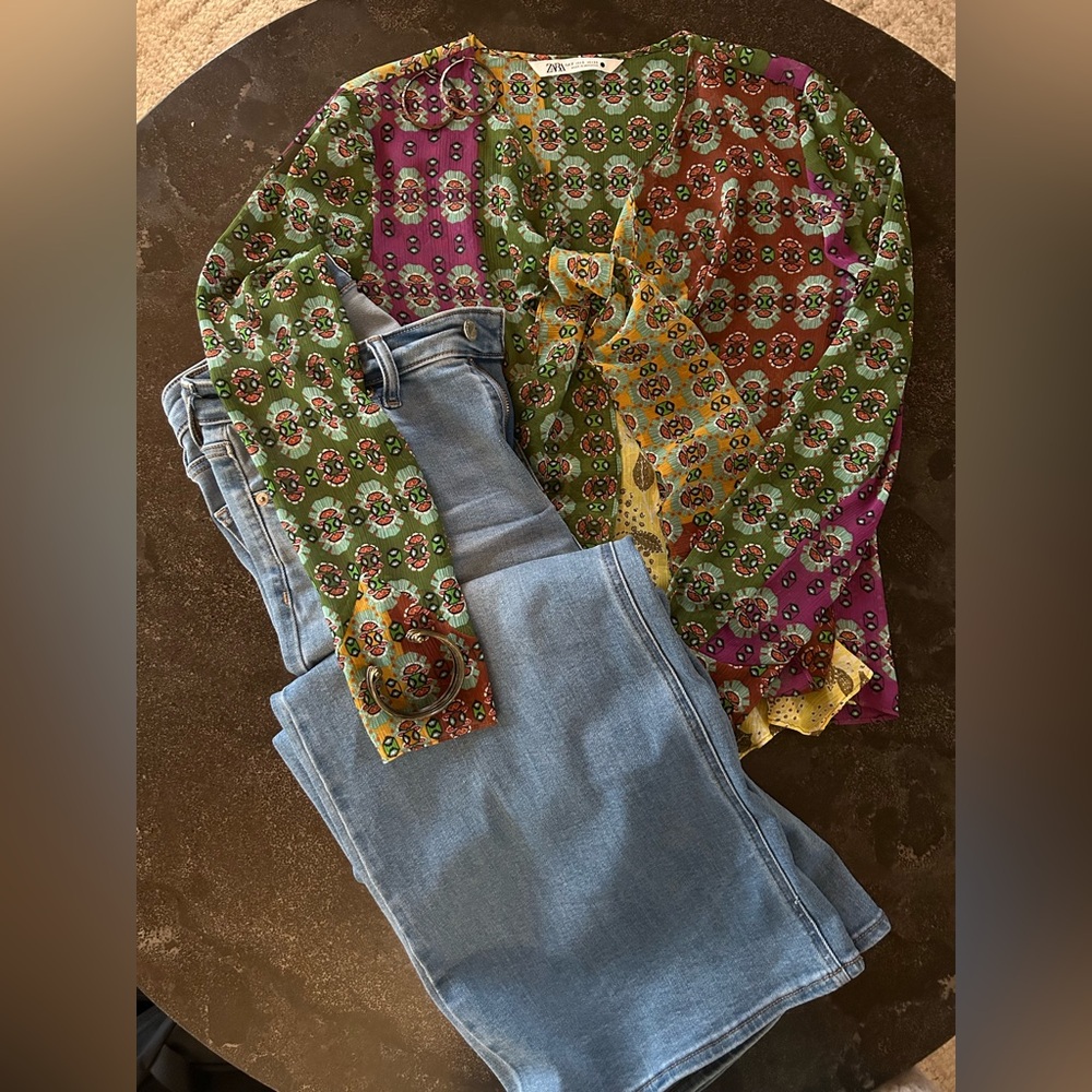 Zara | Multicolor Patterned Blouse - Picture 6 of 11